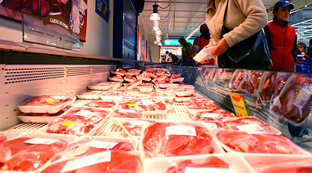 DSVSA Constanța / Produse alimentare în valoare de 89.000 lei, retrase de la vânzare - carne-1331022786.jpg