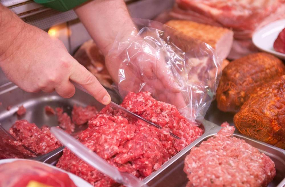 DSV Constanța. Controale în 161 de locații. Peste opt tone de carne confiscată - carne-1458651235.jpg