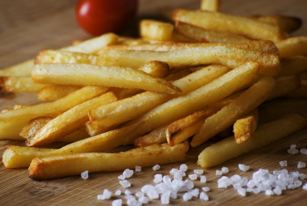 Aveți grijă cât mâncați: cartofii prăjiți nu vă afectează doar silueta - cartofiprajiti2-1626460662.jpg