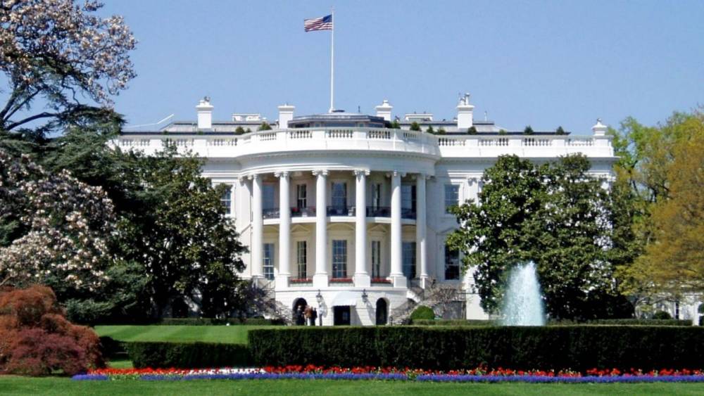 SUA / Un favorit la Casa Albă și-a falsificat CV-ul - casa-1446909871.jpg