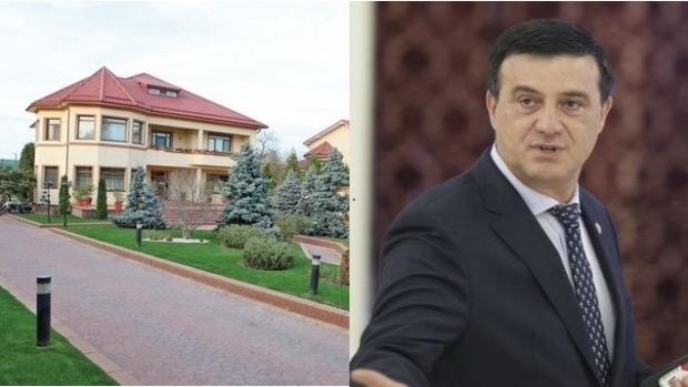 Hoții care au spart casa senatorului PSD Niculae Bădălău au fost identificați - casabadalau27515700-1541509625.jpg