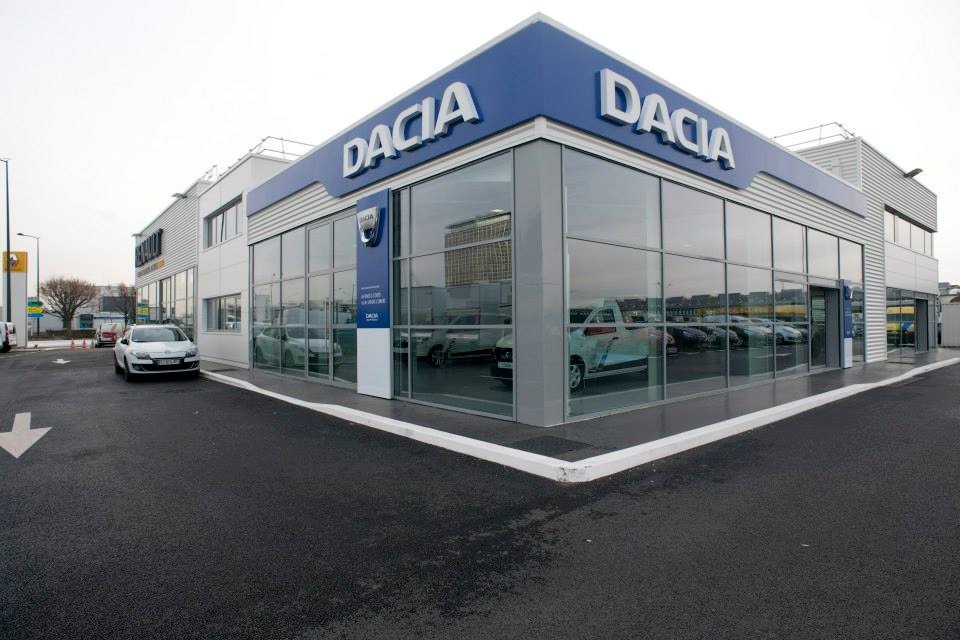 Cât câștigă Dacia în urma aprecierii cu 30% a francului elvețian - catcastigadacia-1421327571.jpg