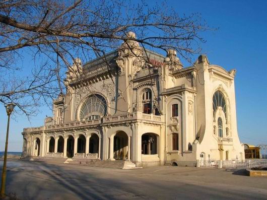 Cazinoul Constanța este predat, oficial, Ministerului Turismului - cazinoconstanta-1317797355.jpg