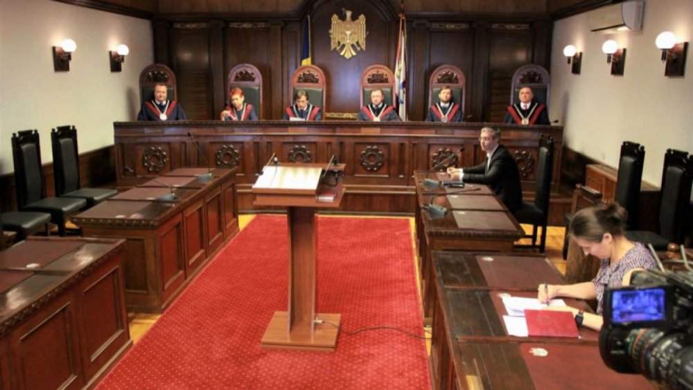 Curtea Constituțională din R. Moldova, în război total cu noua putere: CCM anunță că l-a demis pe Dodon și îl pune interimar pe Filip, pentru a dizolva Parlamentul - ccm-1560072184.jpg