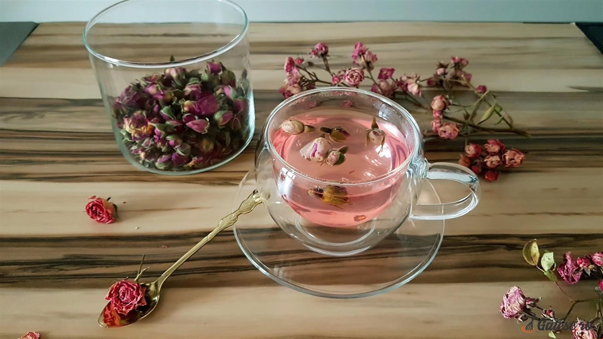 Proprietățile terapeutice ale ceaiului de trandafir - ceai-de-trandafir-1712322919.jpg