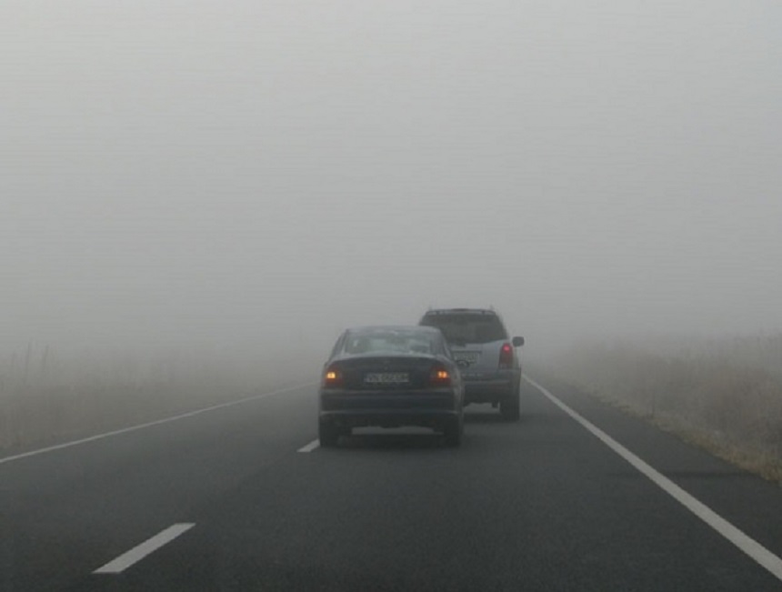 Atenție, a fost prelungit codul galben de ceață densă, la Constanța! - ceata-1511517158.jpg