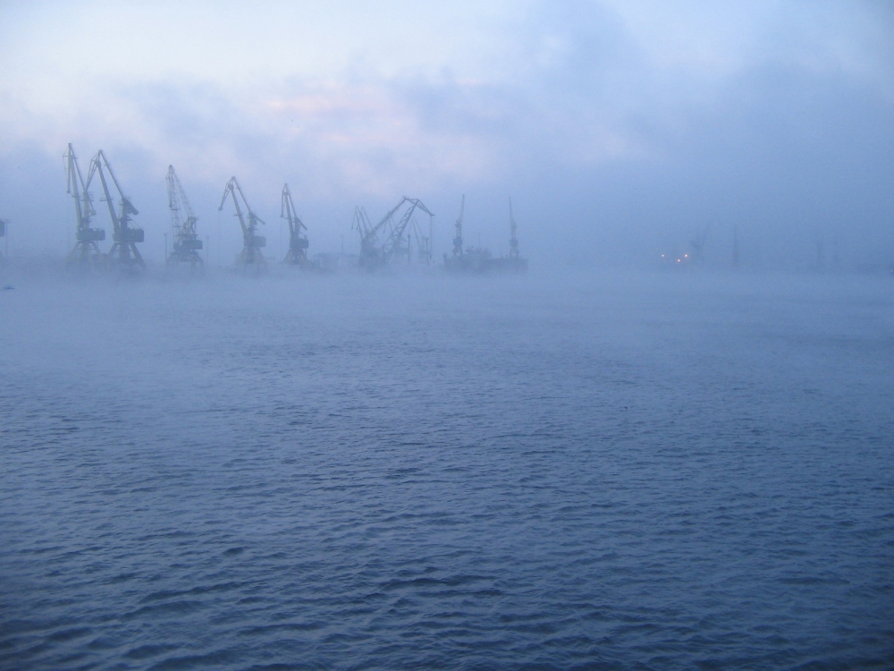 CEAȚĂ DENSĂ LA CONSTANȚA! Manevrele în porturile Constanţa Nord, Constanţa Sud-Agigea şi Mangalia au fost sistate - ceata-1606634307.jpg