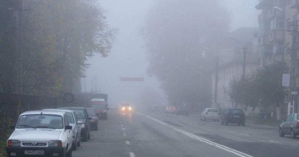 A venit iarna! Cod galben de ceață și polei în mai multe zone din România - ceata-1670150626.jpg