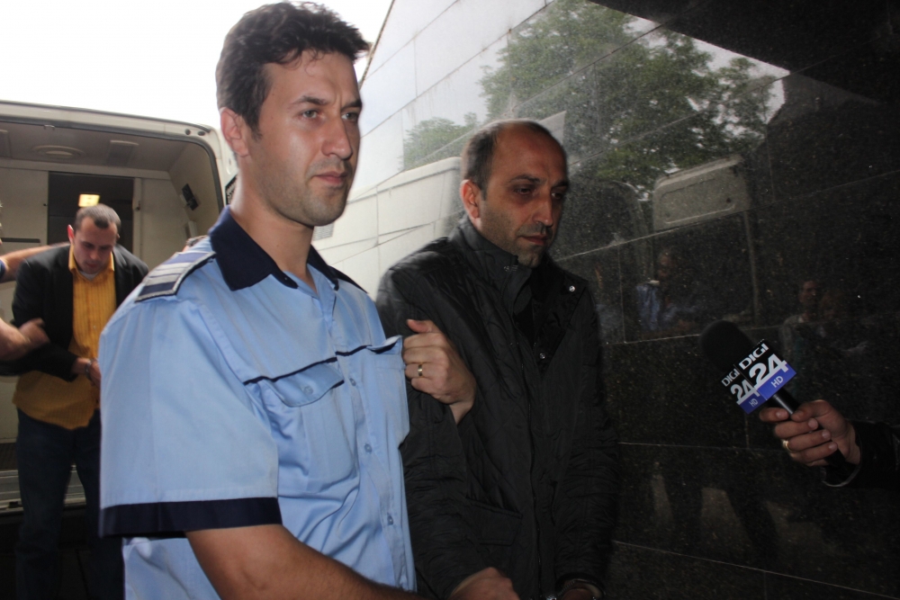 George Davidescu și Gilberto Ghiunal Șaban, arestați pentru 29 de zile - ceidoisuspecti-1338294414.jpg