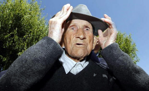 Cel mai longeviv bărbat din Europa a murit - celmailongeviv-1347201268.jpg