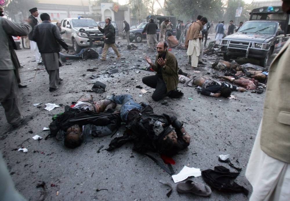 Cel puțin 10 răniți în explozia unei bombe, în Pakistan - celputin10-1483524613.jpg