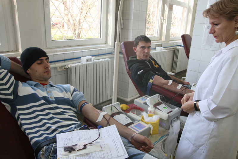 Directorul Institutului Național de Transfuzie Sanguină: România nu duce lipsă de sânge ci de spații de stocare! - centrulregionaltransfuziisanguin-1394124016.jpg