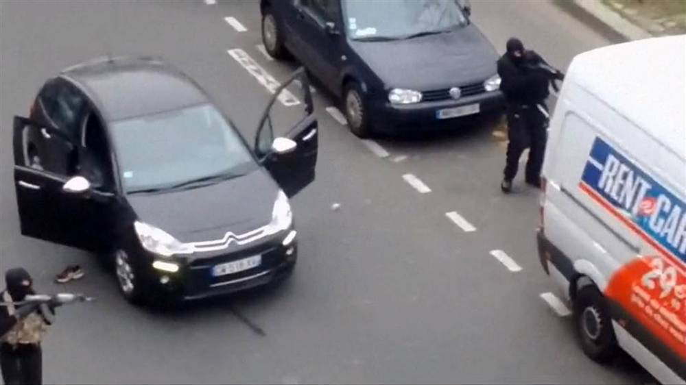 Mourad Hamyd, cumnatul atacatorului de la Charlie Hebdo, acceptă să fie extrădat din Bulgaria în Franța - charliehebdo-1470757649.jpg