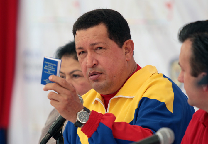 Hugo Chavez va depune jurământul când va ieși din spital - chavey-1357820608.jpg