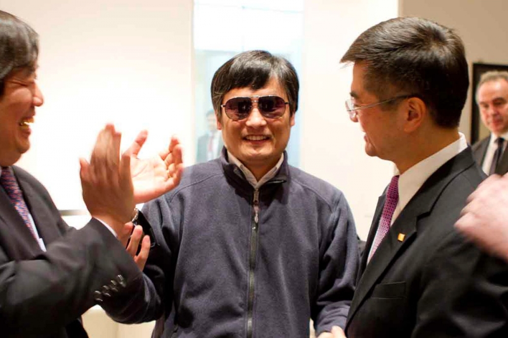 Disidentul Chen Guangcheng  a ajuns  în Statele Unite - chenguangcheng-1337549024.jpg