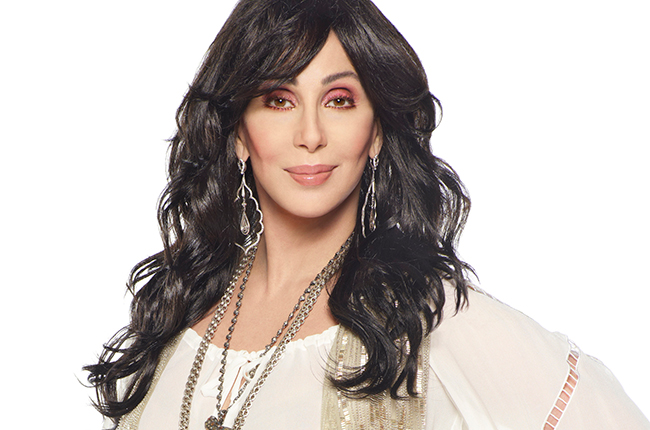 Cher își trăiește ultimele clipe de viață. A început să-și dea din lucruri și s-a izolat de toata lumea - cher2013650430-1437200268.jpg