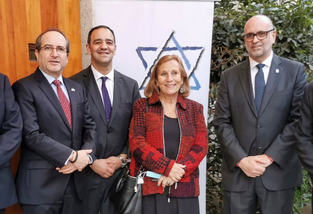 Chile acceptă să primească scrisorile de acreditare ale noului ambasador al Israelului - chileisrael-1663491267.jpg
