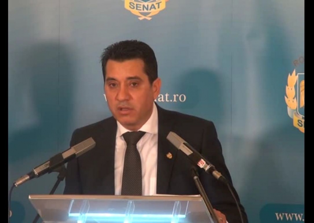 Senatorul Chiru îi cere lui Ponta să explice românilor dacă exploatarea gazelor de șist poate reprezenta un pericol - chirusenat2-1364988939.jpg