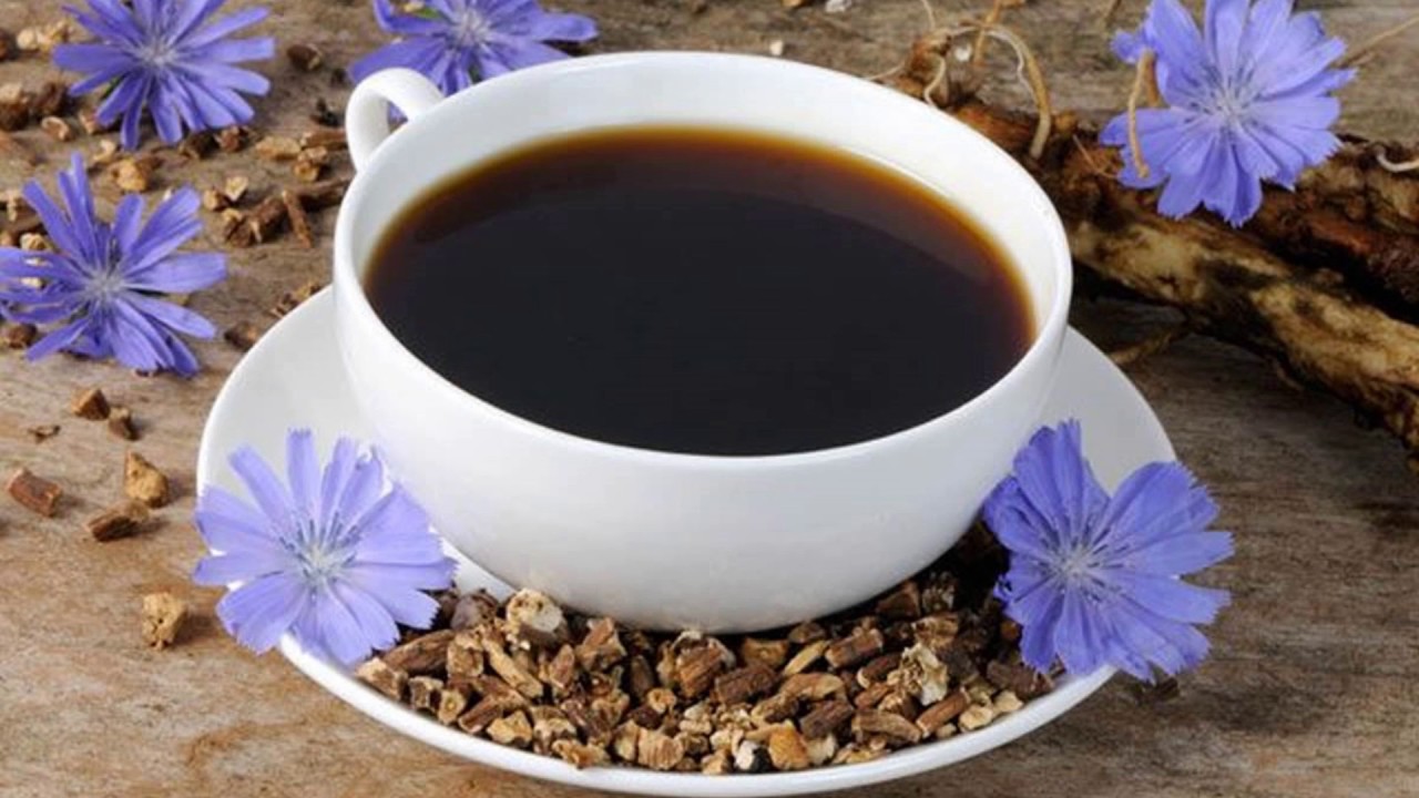 Cu ce puteți înlocui cafeaua clasică. Cicoarea, bogată în nutrienți și minerale - cicoare-2-1699179229.jpg