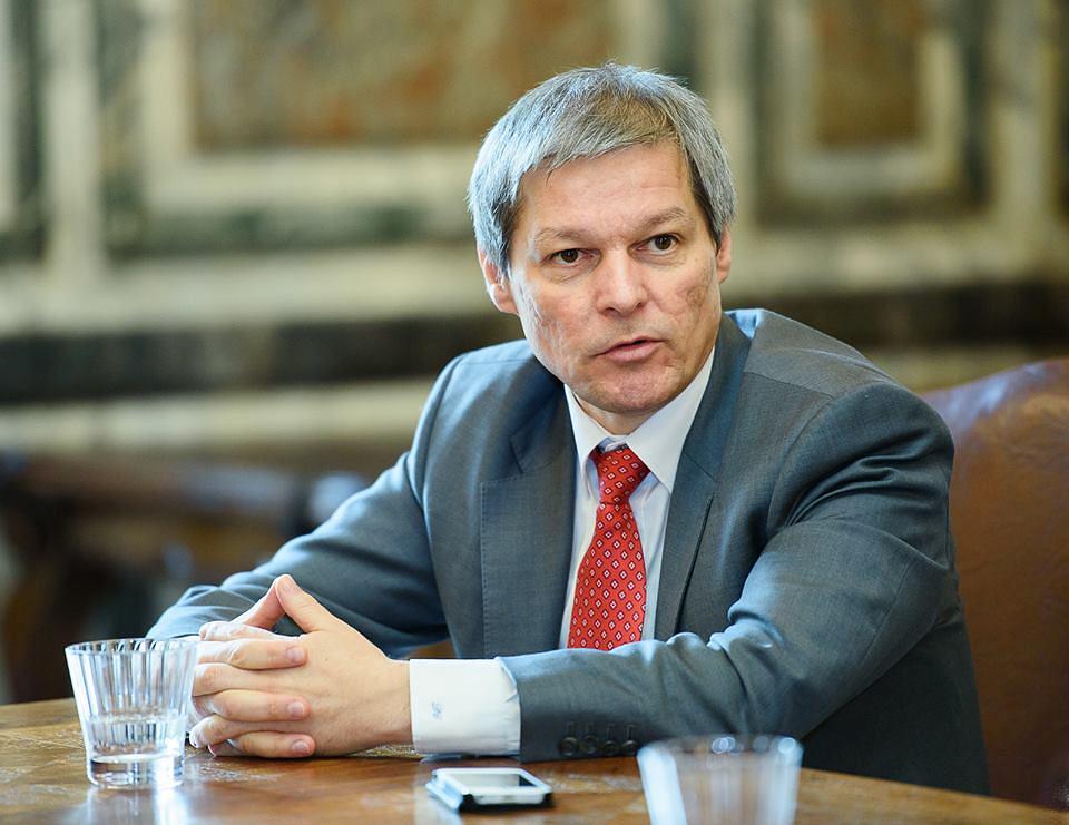 Dacian Cioloș: „Nu sunt tensiuni în coaliție” - ciolos-1615823442.jpg
