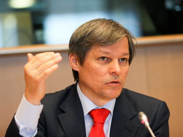 Dacian Cioloș vrea să relanseze dezbaterea despre regionalizare - ciolos4948911mediafaxfotostefanm-1467636289.jpg