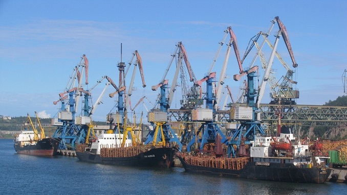 Circa o sută de nave străine sunt blocate în porturile ucrainene - circaosutadenavestrainesuntbloca-1647454707.jpg