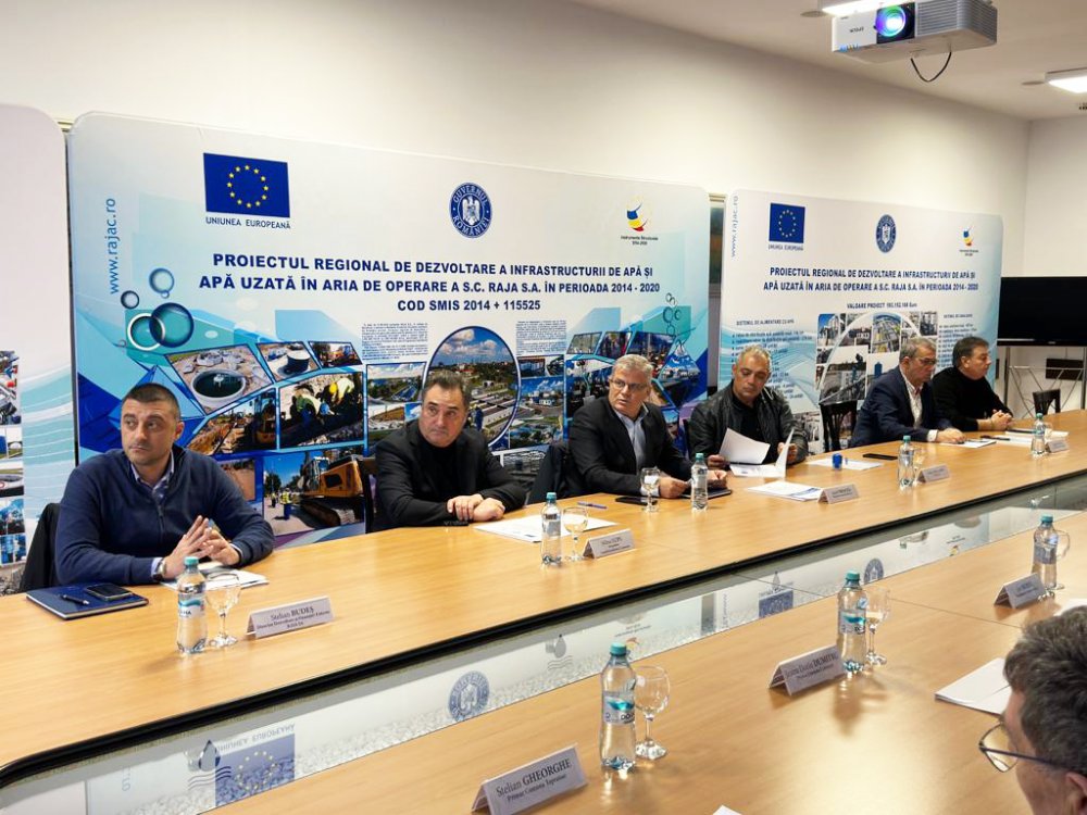 Preşedintele CJC, Mihai Lupu, întâlnire cu reprezentanţii RAJA pentru îmbunătăţirea reţelelor de alimentare cu apă - cjcraja-1673552326.jpg