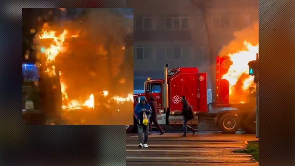 Un camion Coca-Cola al lui Moș Crăciun a luat foc - cola-1669824531.jpeg