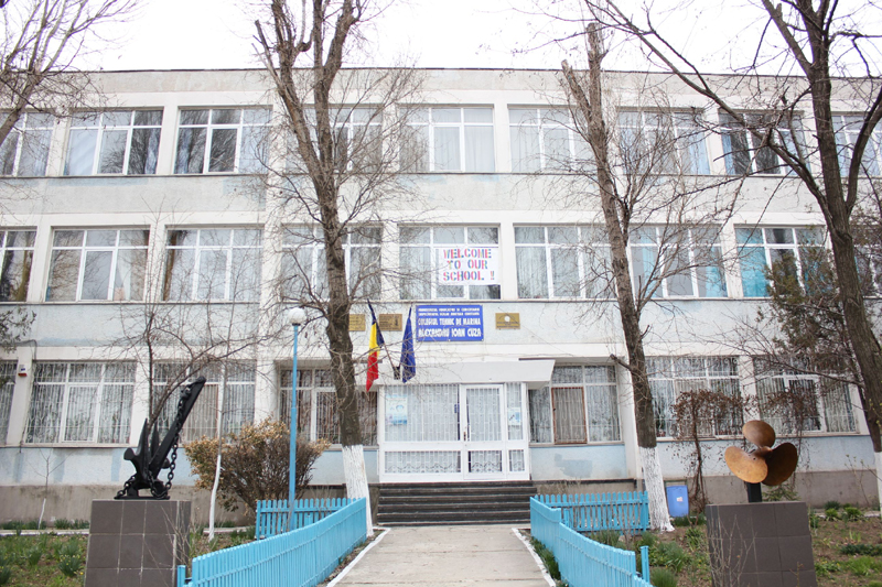 Colegiul de Marină serbează aproape patru decenii de existență - colegiultehnicdemarina54-1413907002.jpg