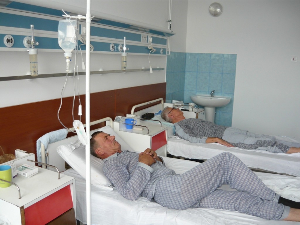 Pericolul din spitalele românești: mii de pacienți infestați cu o bacterie ucigașă - colplataspital11024x768-1399456732.jpg