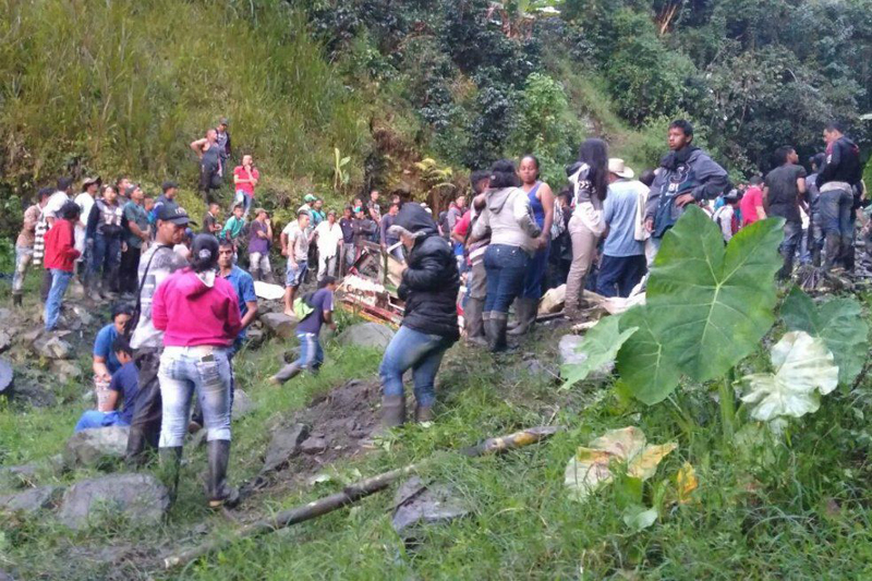 Columbia:  14 morți  și 35 de răniți  într-un  accident rutier - columbiaaccidentbun-1511185086.jpg
