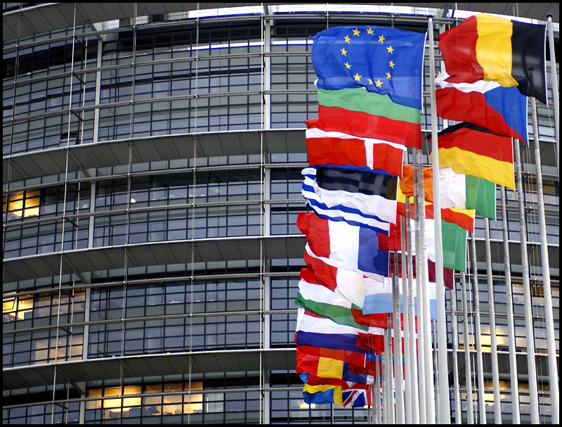 Comisia Europeană continuă procedura de infringement împotriva Poloniei - comisia-1563454201.jpg