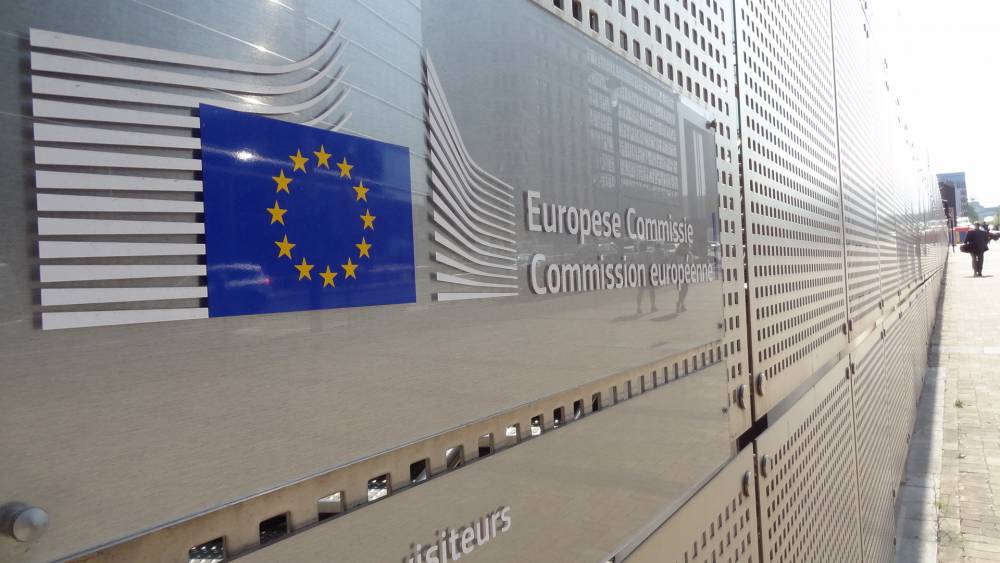 Comisia Europeană prezintă noul raport MCV pentru România - comisiaeuropeanaapple-1485326991.jpg