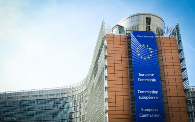 Comisia Europeană îi bate României obrazul - comisiaeuropeanabateromanieiobra-1626458508.jpg