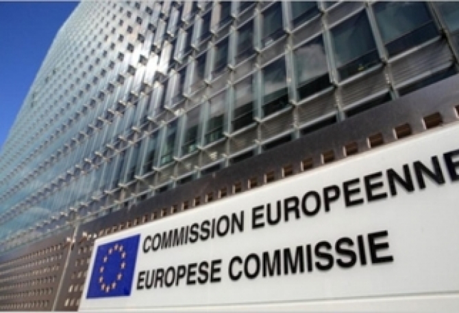 Comisia Europeană flexibilizează mecanismul achizițiilor publice - comisiaeuropeanaflexibilizeazame-1585812059.jpg