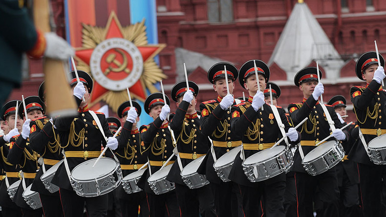 Comuniștii ruși doresc să sărbătorească centenarul Revoluției din Octombrie - comunistii-1508850993.jpg