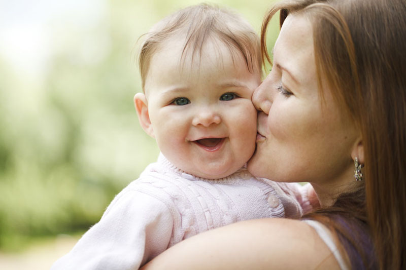 Concediu maternal pentru persoanele care adoptă copii - concediumaternal-1411745795.jpg