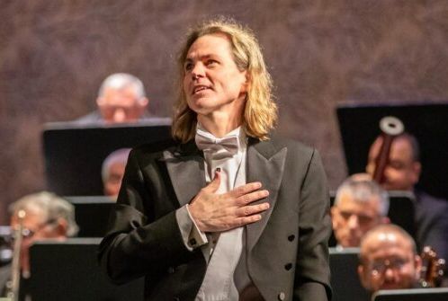 Prestigios dirijor internațional la pupitrul Concertului simfonic de la Teatrul „Oleg Danovski” - concert3-1708077530.jpg