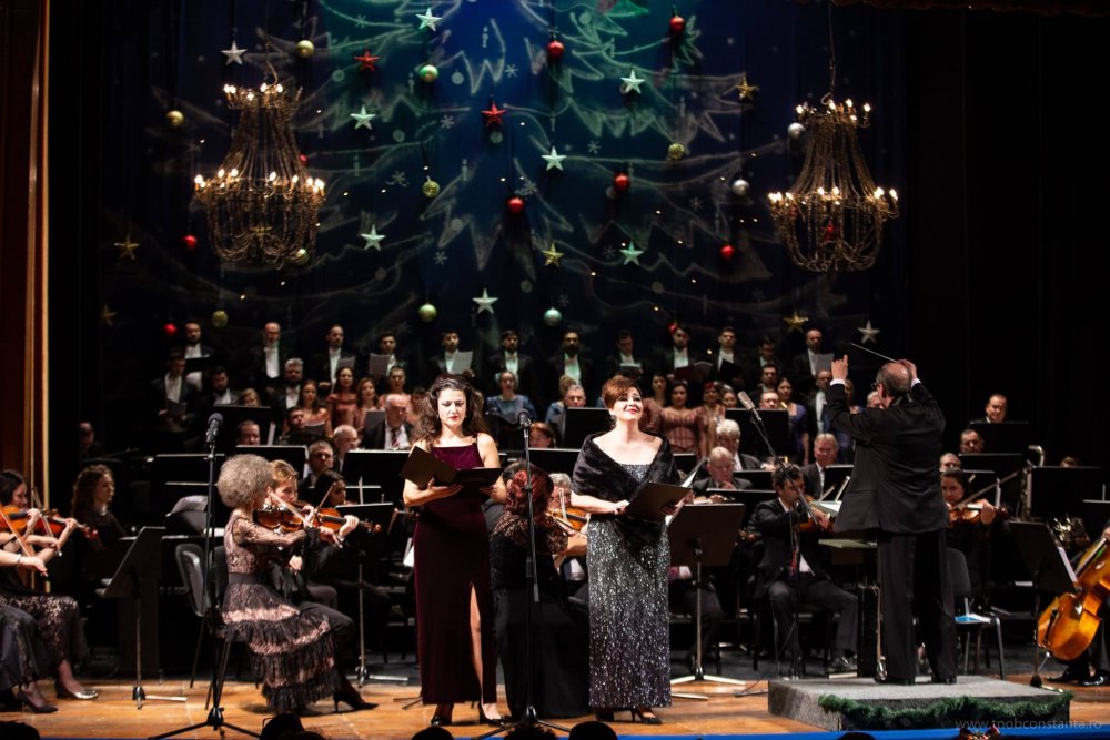 La cererea publicului, un nou Concert de Crăciun pe scena Teatrului „Oleg Danovski” - concertcraciun2-1639568207.jpg