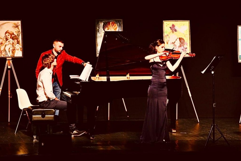 Ioana Popescu și Alexander Maria Wagner în concert de mărțișor pentru dascălii constănțeni - concertsursaprimariaconstanta-1583155919.jpg
