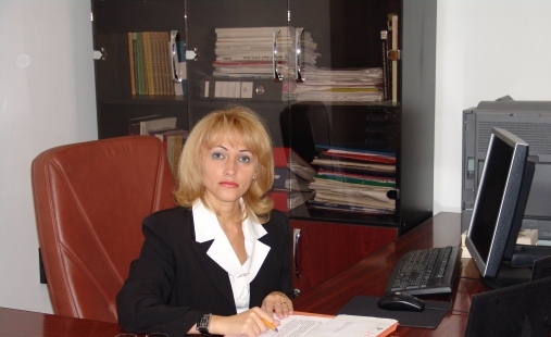 Prof. Marioara Cojoc a cerut amânarea procesului intentat Universității 