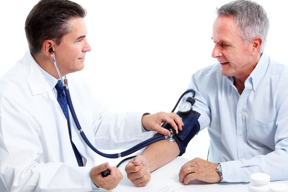 Hipertensiunea, o problemă medicală tot mai frecventă - conferintahipertensiune-1377696195.jpg