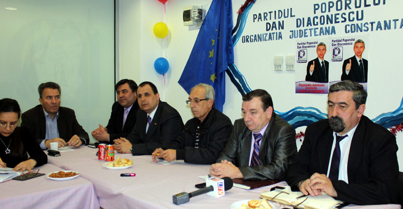 Candidați surpriză la Constanța: Marian Vasiliev la Primărie, Gheorghe Slabu la CJC - conferintappdd8-1332792394.jpg