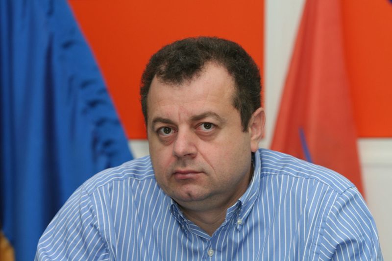 Conservatorii constănțeni nu s-au înghesuit să se întâlnească cu Mircea Banias - confpdlmirceabanias10-1333292636.jpg
