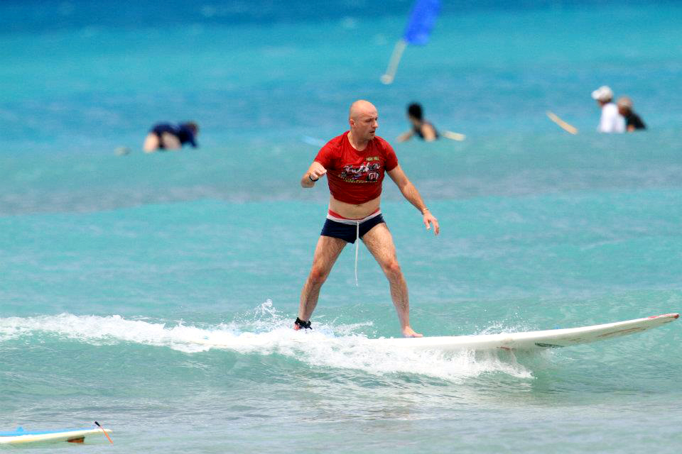Costi Ioniță face surfing în Hawaii - costiionitafotooriginal-1342187704.jpg