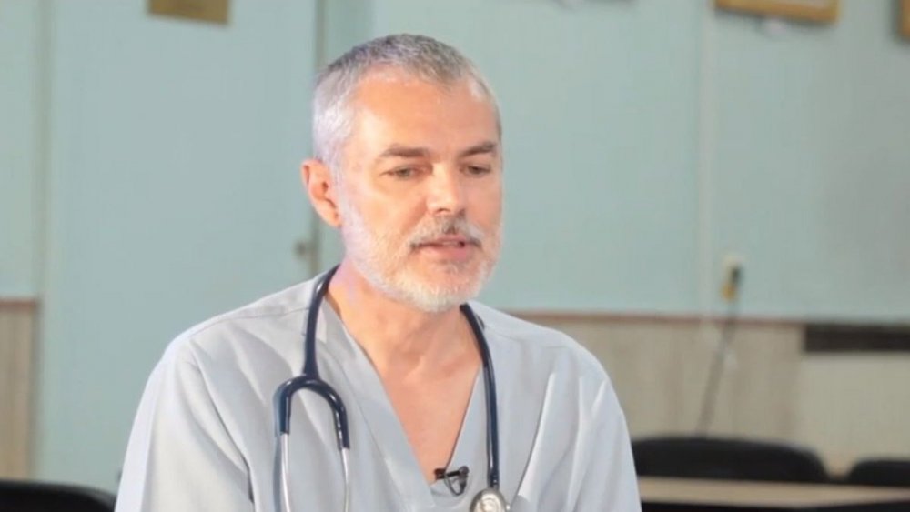 Doctor Mihai Craiu, avertisment pentru părinţii care îşi tratează copiii acasă de bronşiolită - craiu-1669646518.jpg