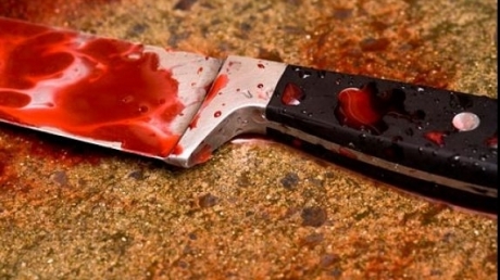 Crimă odioasă: O femeie a fost ucisă cu peste 30 de lovituri de cuțit - crima3052593800-1320947341.jpg