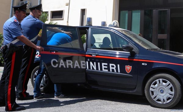 Români arestați în Italia pentru CRIMĂ - crimaitalia-1422217402.jpg