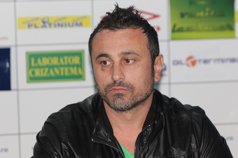 Fost conducător al FC Farul, condamnat la 5 ani de închisoare cu executare - cristimunteanu4-1354911765.jpg
