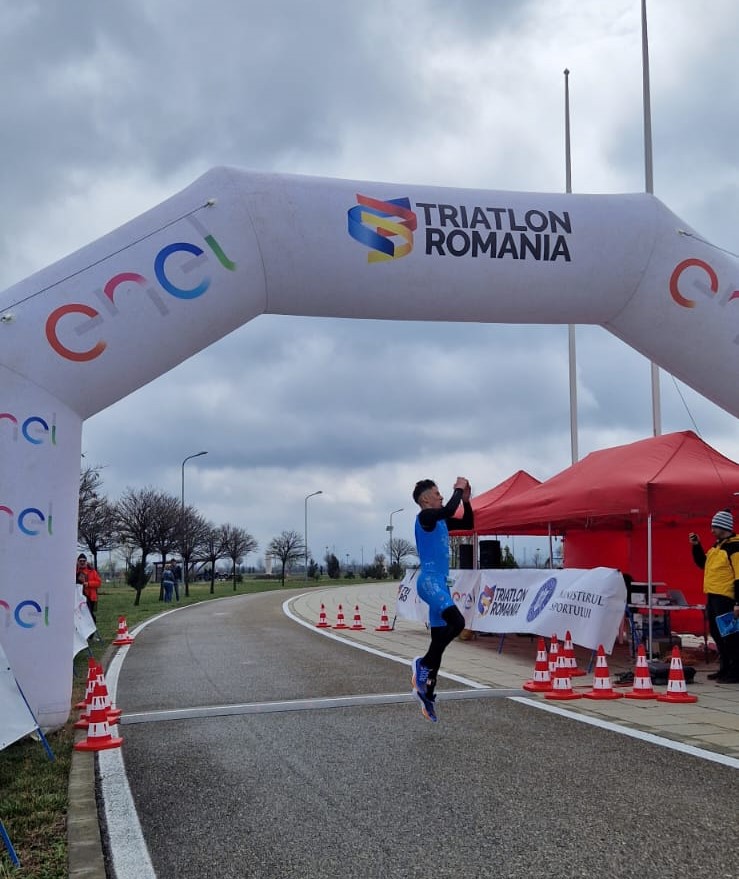 Clasări pe podium pentru triatloniștii de la CSM Constanța la Criteriul Primăverii - csm-1678809933.jpg